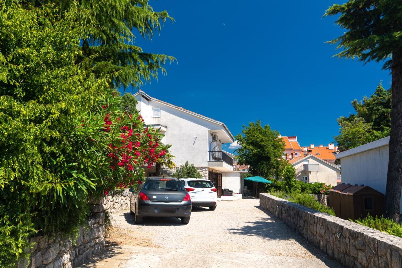 Apartment Lora Crikvenica Exterior foto